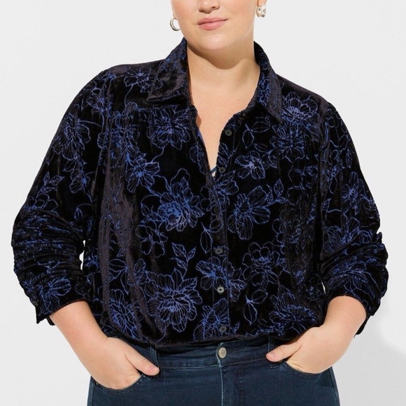 torrid Tops - NEW Torrid Madison Velvet Burnout Button Up Shirt Size 3X